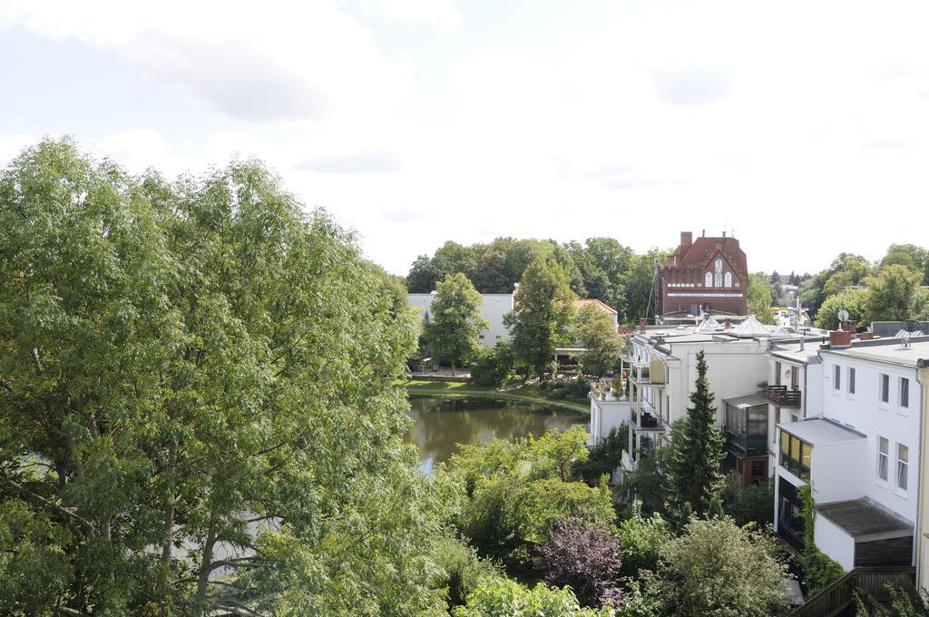 Hotel Zur Alten Stadtmauer Любек Екстериор снимка